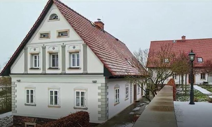 Sonov House | Haus Frilo