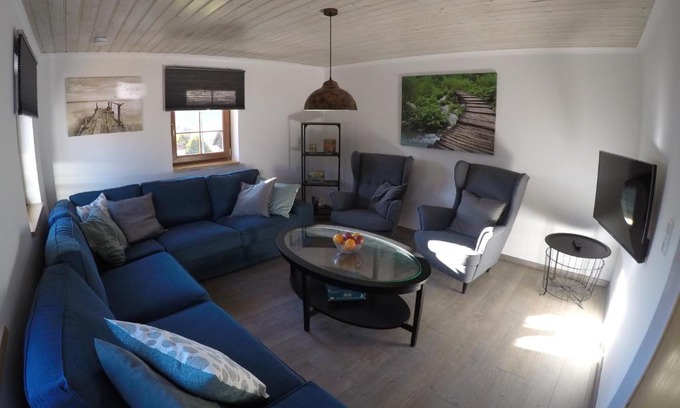 Russbach am Pass Gschuett Apartment | Haus Pistenblick