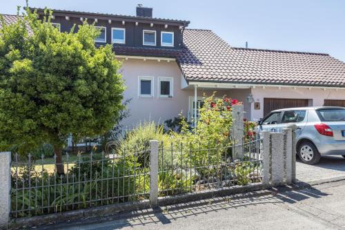 Gaienhofen Apartment | Haus Unterseeblick - Sonnenaufgang