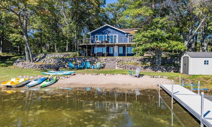 Brainerd Cabin | Haven on Hartley I A Little Haven > Beach > 5 Mins from Townn