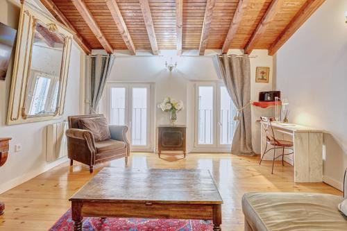 Pamplona City Centre Apartment | Heart of Pamplona Apartments I by clabao