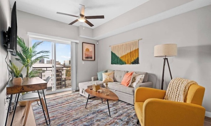 Downtown Salt Lake City Apartment | Heart of SLC! Stocked w/Everything you need!