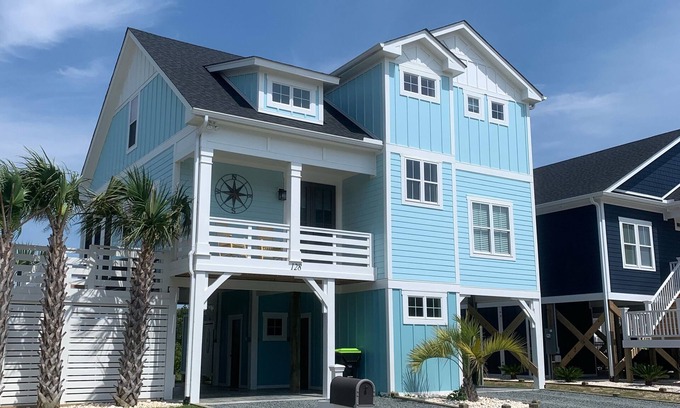 Holden Beach House | Heated pool included through November! Close to beach! Amazing marsh view!