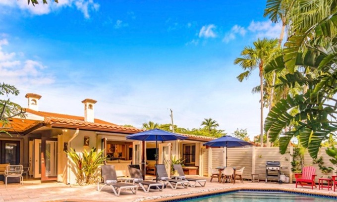 Coral Ridge House | Heated pool/Quiet Neighborhood/Family Vacation/Escape Key