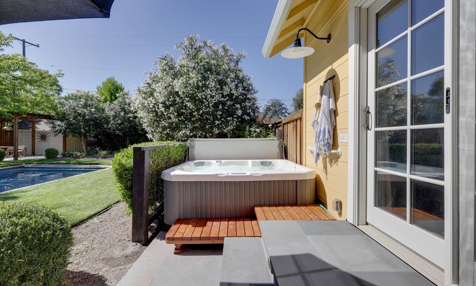Sonoma House | Heavenly Sonoma Country Home: Garden, Pool & Spa!