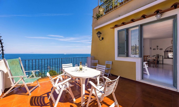 Casamicciola Terme Apartment | Heavenly Terrace by NapoliApartments