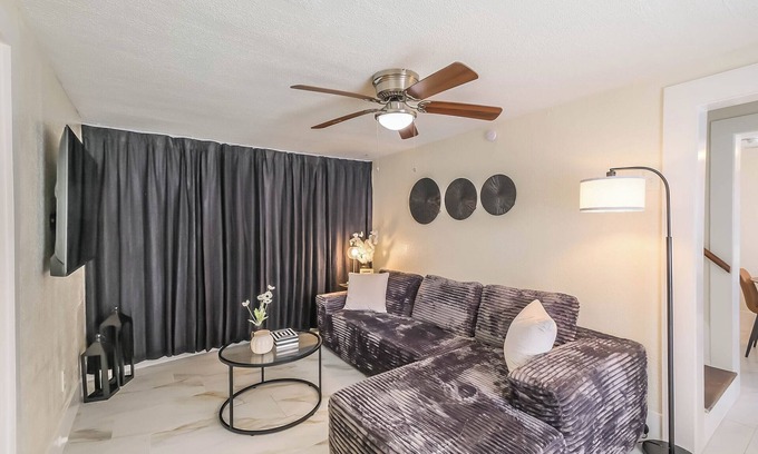 Shady Acres House | Heights Home, Pet Friendly, Walking to entertainment and dining