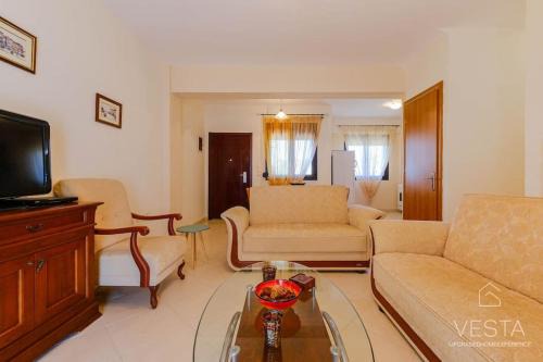 Nea Fokaia House | Heliophilia 3-bdrm Maisonette in Nea Fokea