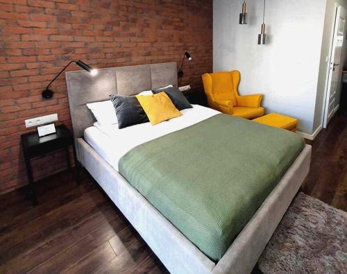 Zaspa Apartment | Hello Apartments Modern Industrial Browar Gdański