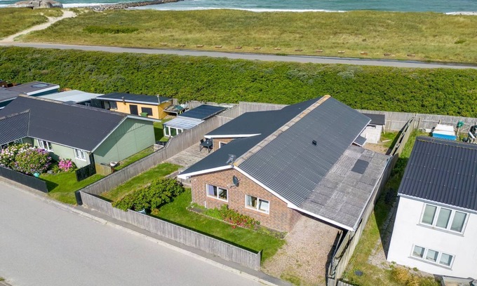 Thyboron House | "Heming" - 100m from the sea by Interhome