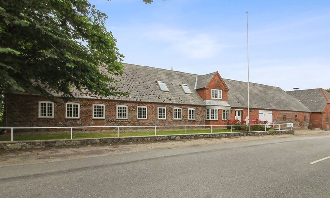 Ballum House | "Henrieke" - 10km from the sea by Interhome