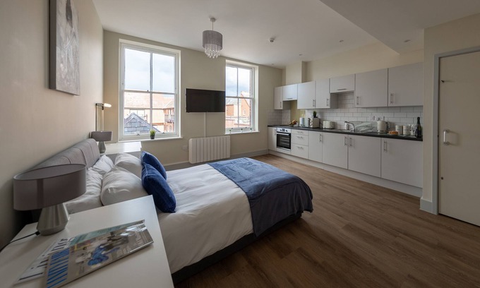 Hereford Apartment | HEREFORD CITY CENTRE – Apartment 7: Stylish 1-Bed in City Centre, Sleeps 2