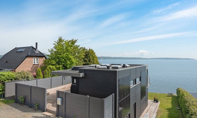 Borkop House | "Herewardus" - 10m to the fjord by Interhome