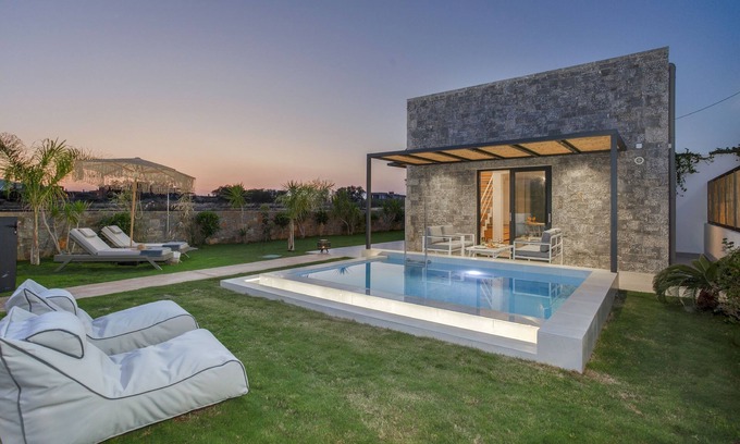 Malia Villa | Hermagio Villa George by Estia