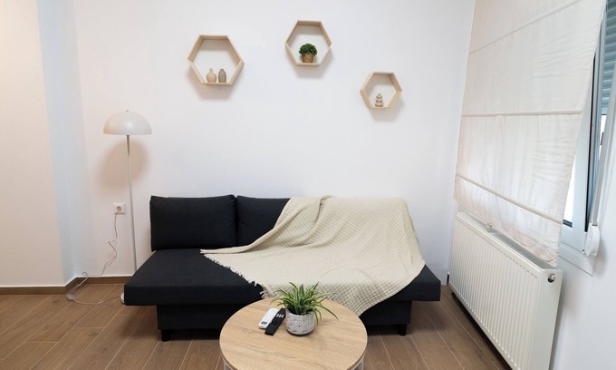 Larissa Apartment | Hermes-Modern comfort in Larissa