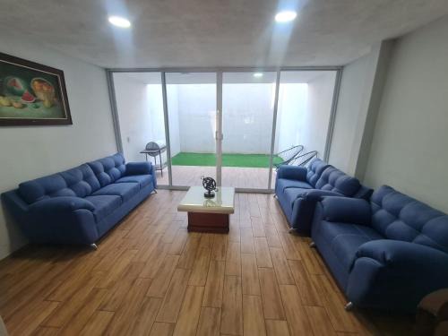 Guadalajara House | Hermosa casa ubicada en zona centro, andares y estadio