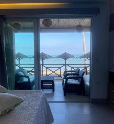 Tolu Apartment | Hermosa Suite a un metro del mar en playa privada