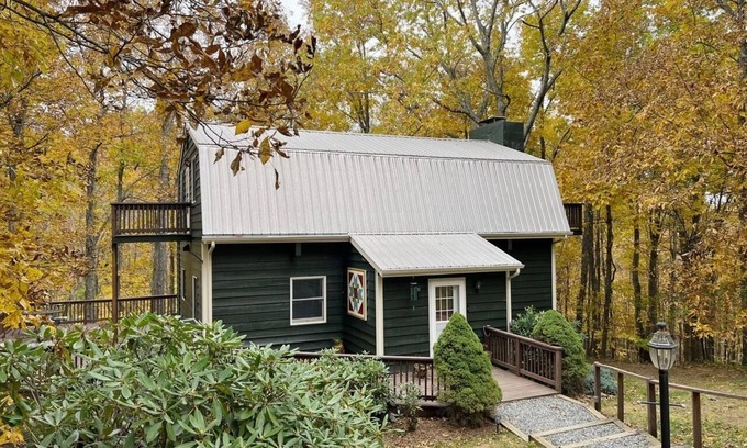Boone Cabin | Hickory Hollow: Boone's Best Adventures