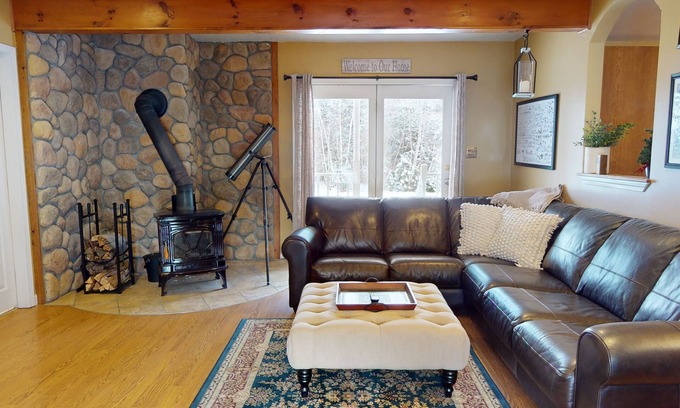 Twin Mountain House | “HIDDEN GEM” of the white mountains: Just minutes to Bretton Woods & Cannon!