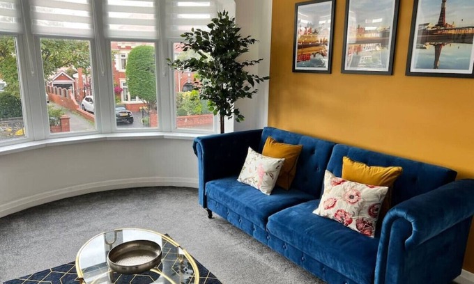South Shore Apartment | Hidden Gem with parking Short walk to Pleasure Beach