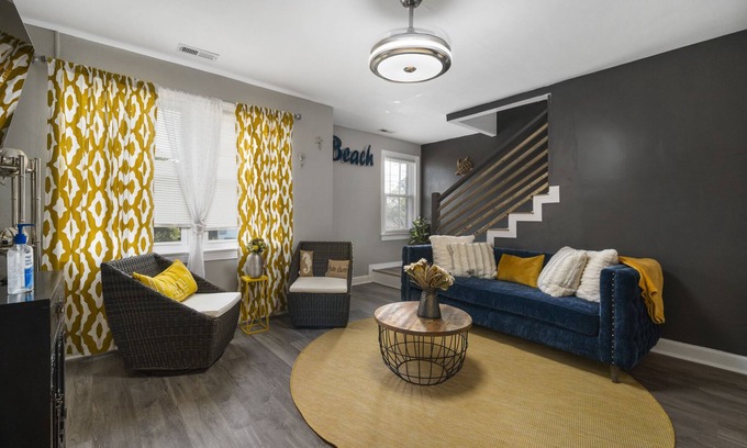 Willoughby Spit Apartment | HideAway at the Bay