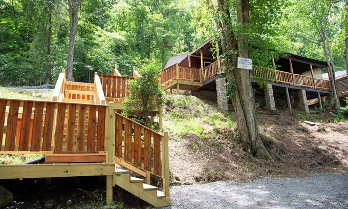 Smithville House | Hideaway Holler Cabin