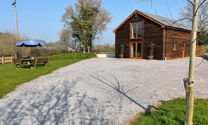 Old Cleeve Cottage | HIGH LODGE, pet friendly, with a garden in Washford
