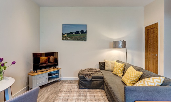 Witney Apartment | Highlander Barn I Oxfordshire Holiday Let | 1 Bed & Sleeps 2