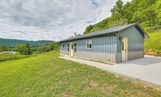 Viola Cabin | Hike, Fish & Relax: Kickapoo River Cabin!