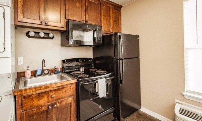 Russellville House | Hikers Haven Near Tech and ANO
