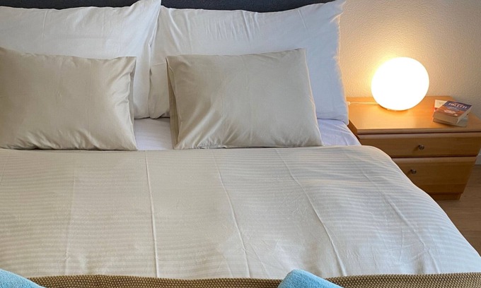 Hard Apartment | HildaOne