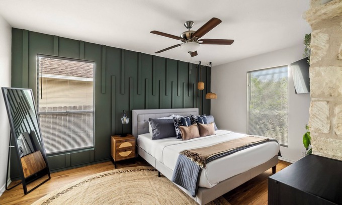 Apache Shores House | Hill Country Oasis | Backyard Games | Lake Access