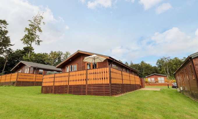 Morpeth Cottage | Hillside View