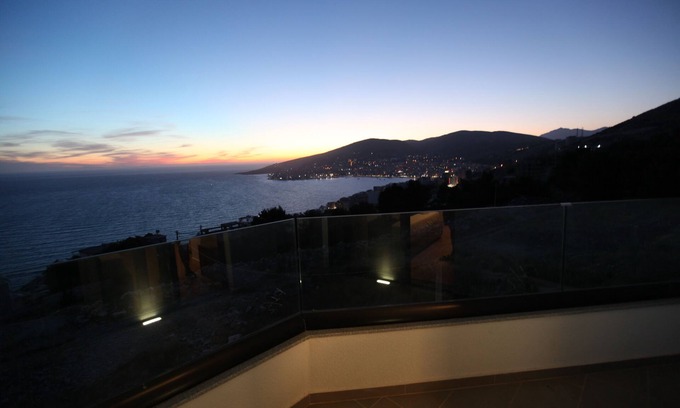 Sarande Hotel | Hilltop Heaven Hotel