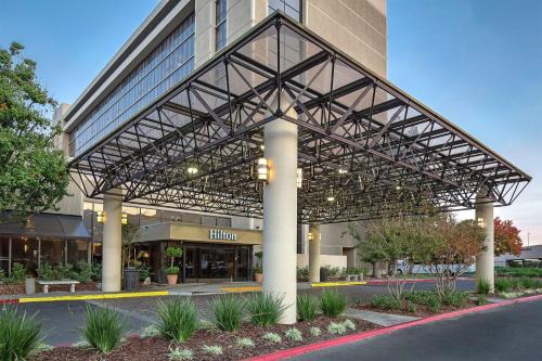 Sacramento Hotel | Hilton Sacramento Arden West