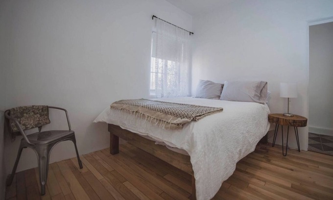 South Guadalupe Trail Cottage | Historic Adobe Home Near Rio Grande/Old Town/Zoo