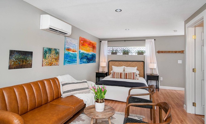 Tropic Apartment | Historic Arts District Studio