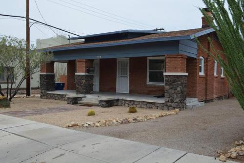 Feldman's House | Historic Charm with Modern Comfort
