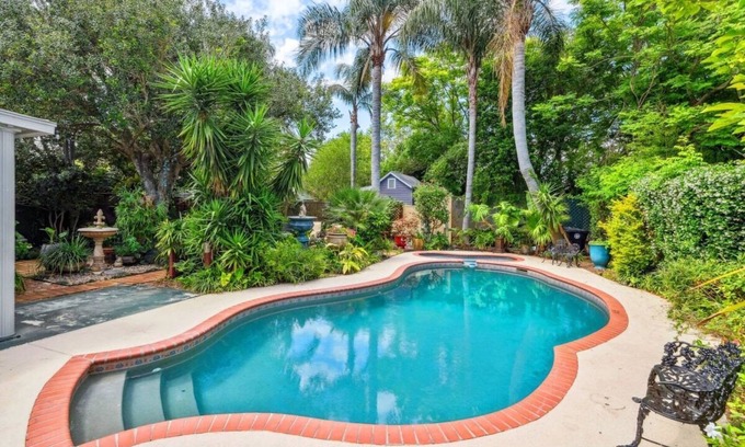 Faubourg Marigny Villa | Historic Cottages, Tropical Pool, Hot Tub 9br|8ba