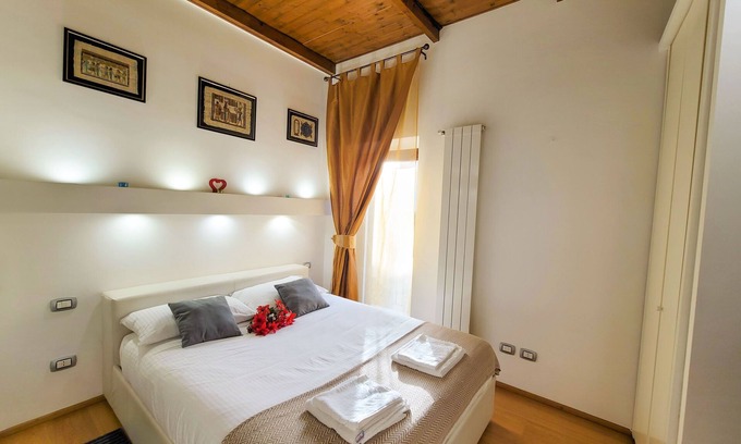 Bari City Centre House | Historic house with amazing rooftop terrace in the old city