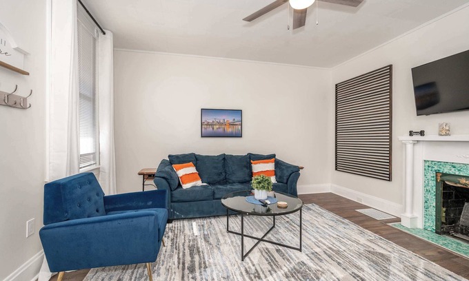 Ludlow Condo | Historic Ludlow Apt A