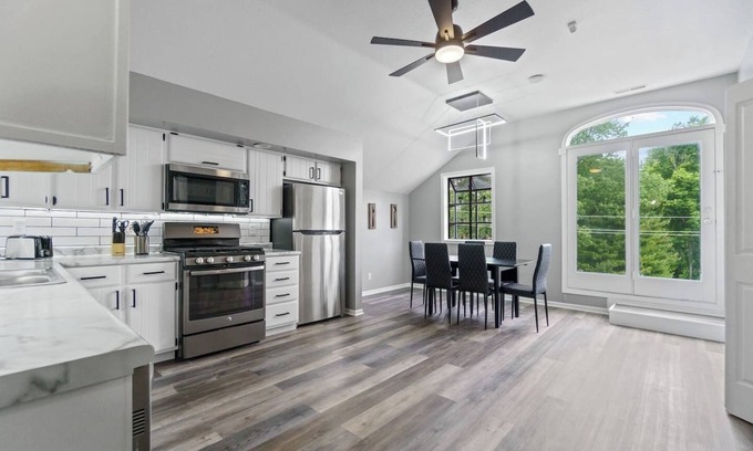 Fort Wayne Apartment | Historic Mansion Penthouse w/Stunning City Views