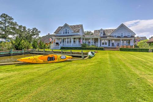 Historic Downtown Manteo House | Historic Manteo House on Roanoke Sound with Dock!