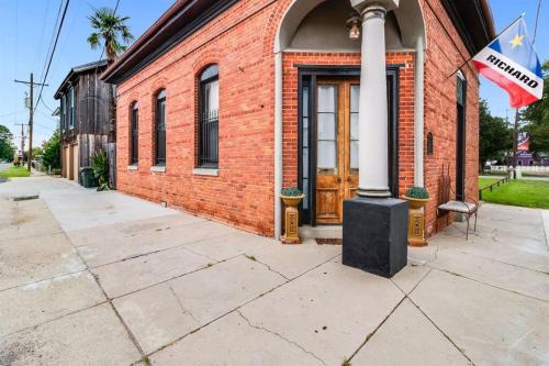 Scott Apartment | Historic Old Bank with Vault in Downtown Scott