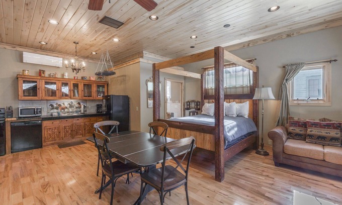 Ouray Condo | Historic Suite - Downtown Ouray - On Main Street - Air Conditioning!