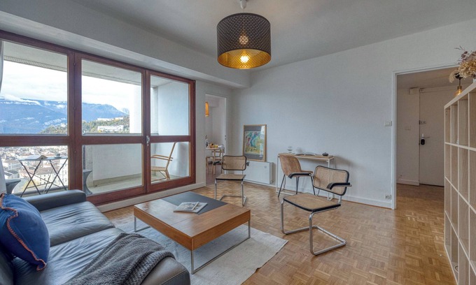 Secteur 2 Apartment | #HJ | The Mont-Blanc tower 🗻 | Breathtaking view of the summits 🗻