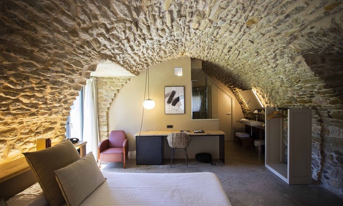 Monells Hotel | Hotel Arcs de Monells