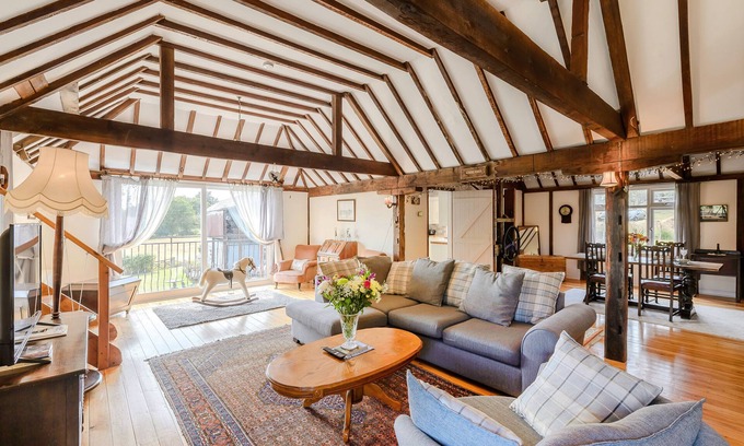 Beckley House | Hobbs Farm Oast View