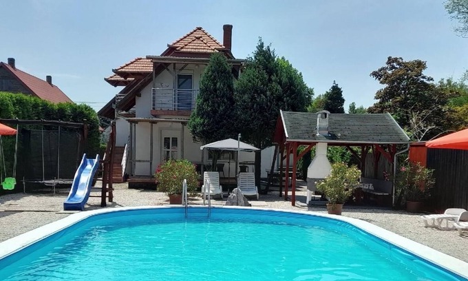 Balatonmariafurdo Apartment | Holiday apartment Balatonmáriafürdõ for 1 - 2 persons with 1 bedroom - Holiday apartment