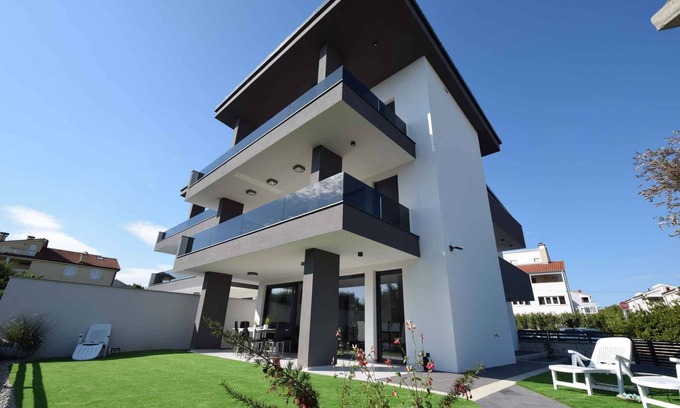 Porat Apartment | Holiday apartment 150 m from the beach